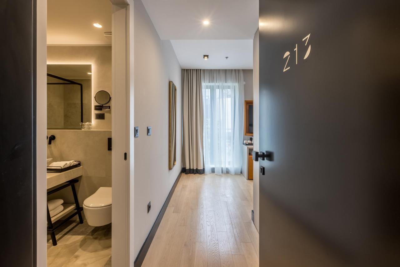 Cora Hotel Split Bagian luar foto
